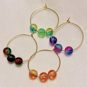 Set of 4 Beaded Wine Glass Charms & Markers w/ storage bag